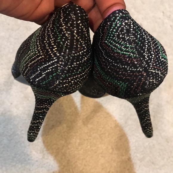 Charles By Charles David Sweetness Pointed Pump w/Fabric & Bonded Leather Sole-8 - Picture 6 of 10